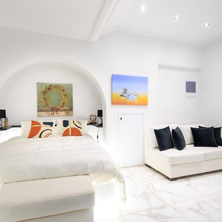 Aiolos Luxury Apartment Under Acropolis In Plaka アテネ エクステリア 写真