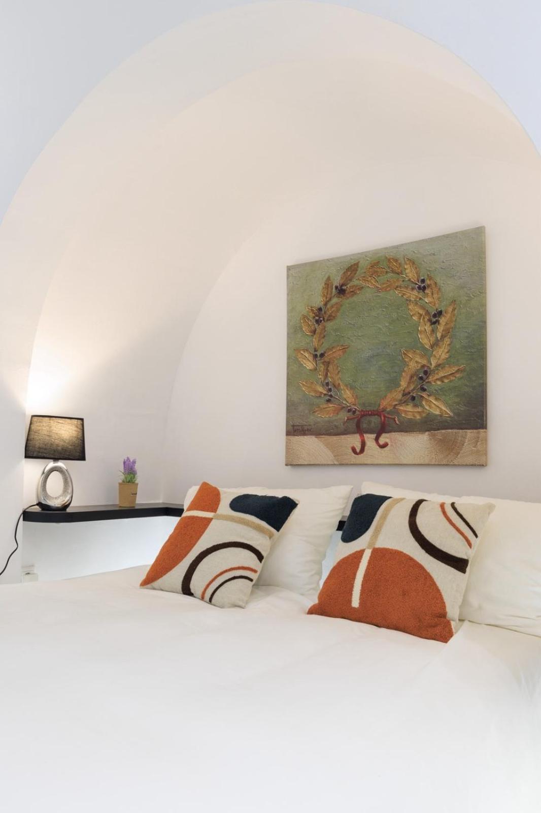Aiolos Luxury Apartment Under Acropolis In Plaka アテネ エクステリア 写真