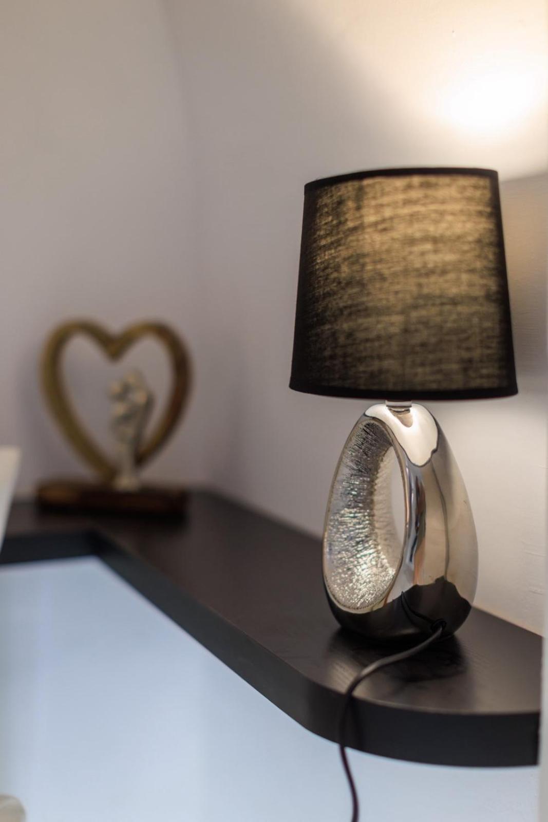 Aiolos Luxury Apartment Under Acropolis In Plaka アテネ エクステリア 写真