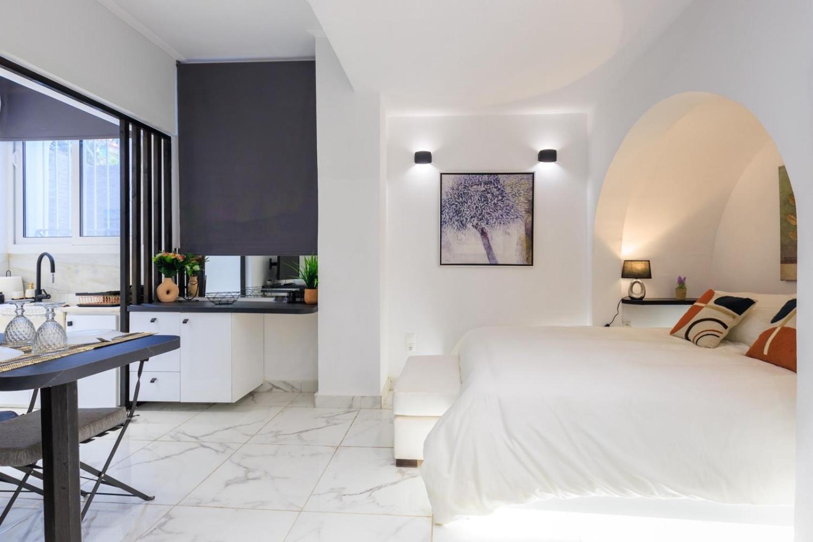 Aiolos Luxury Apartment Under Acropolis In Plaka アテネ エクステリア 写真