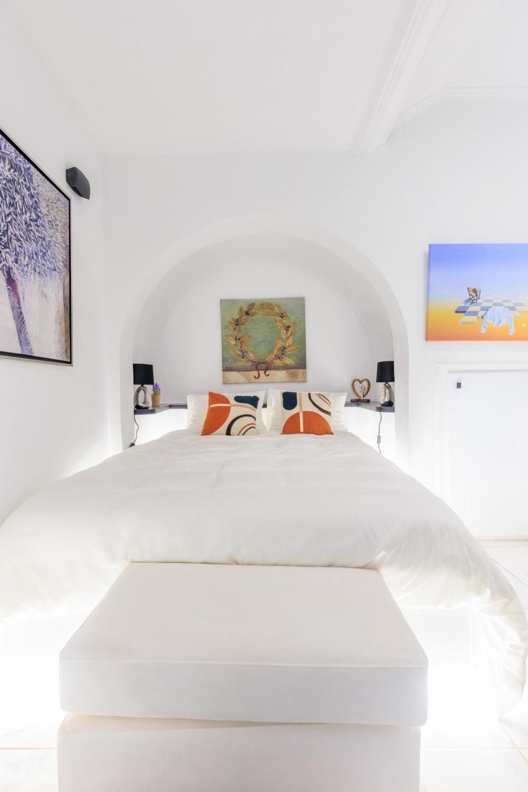 Aiolos Luxury Apartment Under Acropolis In Plaka アテネ エクステリア 写真
