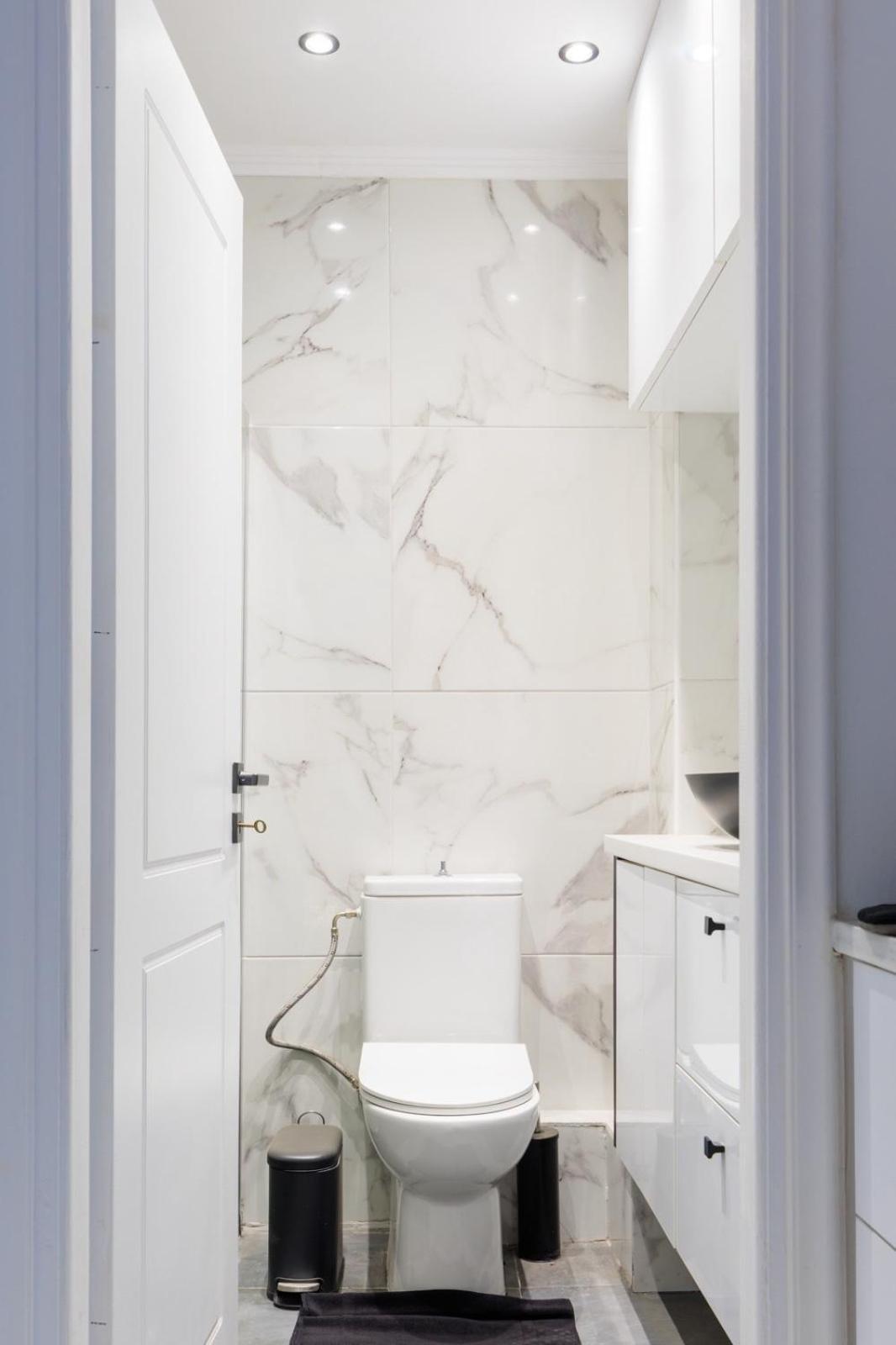 Aiolos Luxury Apartment Under Acropolis In Plaka アテネ エクステリア 写真